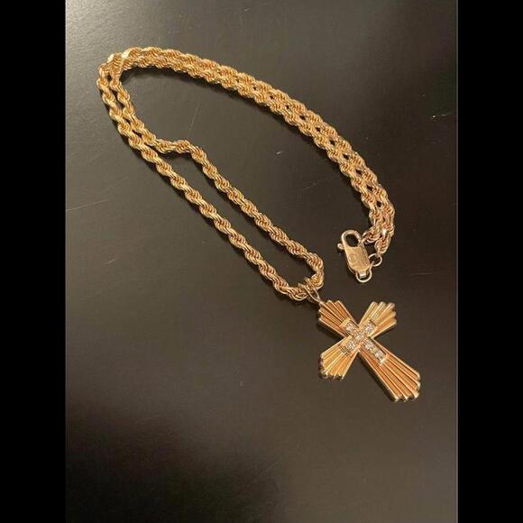 43 Grams Gold VTG Cross Necklace - Picture 1 of 5